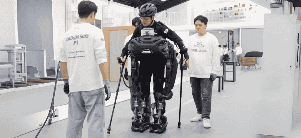 South Korean Team Develops ‘Iron Man’ Robot That Helps Paralyzed Patients Walk